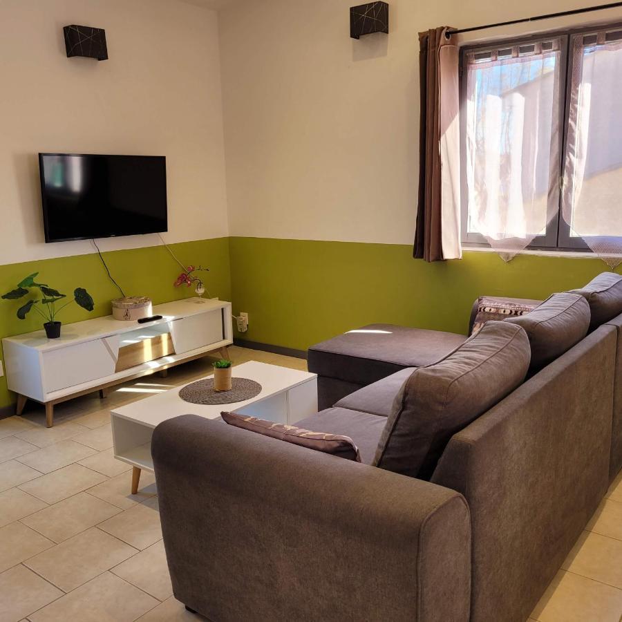 Appartement Agreable Et Spacieux Ensoleille Valros Bagian luar foto