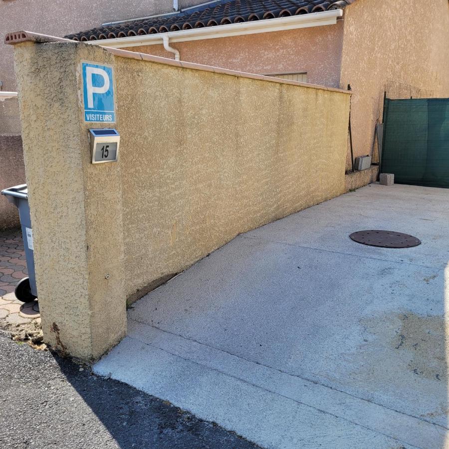 Appartement Agreable Et Spacieux Ensoleille Valros Bagian luar foto